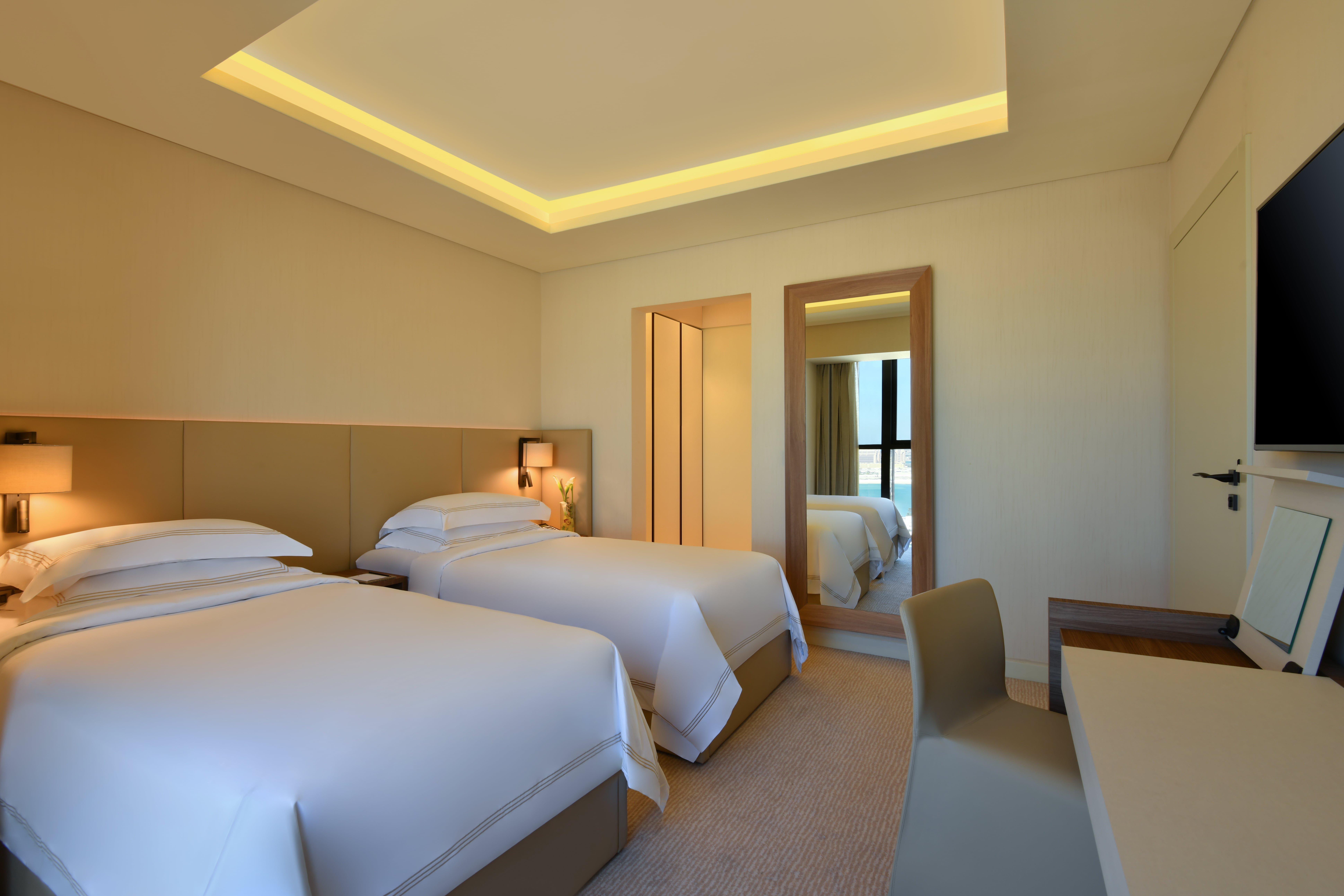 Voco Doha West Bay Suites By Ihg Exterior foto Deluxe room